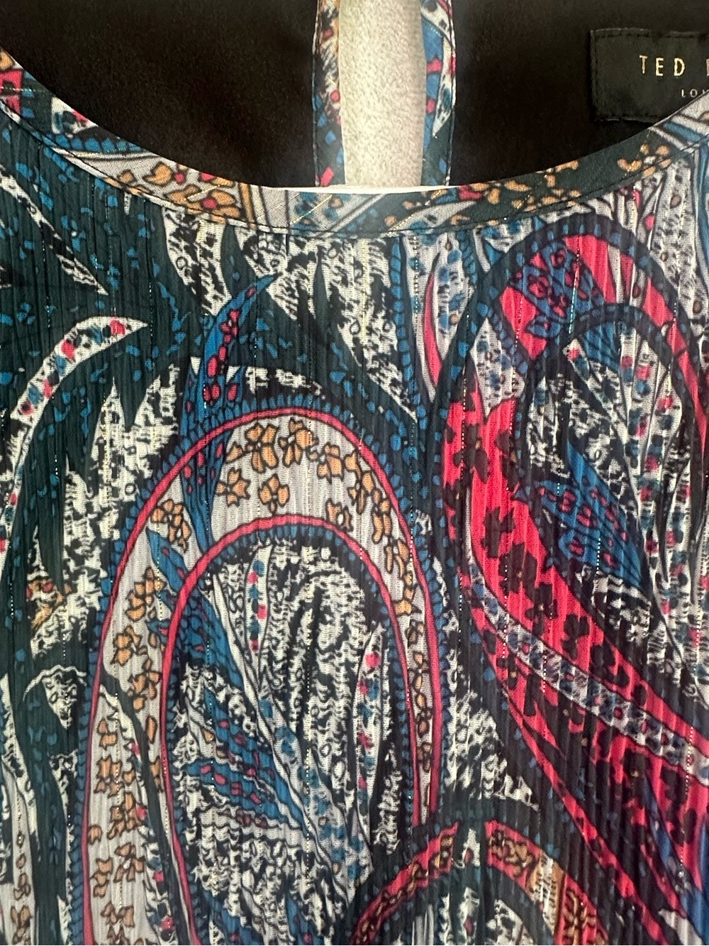 Ted Baker London Women's Beaatha Pleated Lined Paisley Print Top Sz 6/8 - Picture 6 of 15